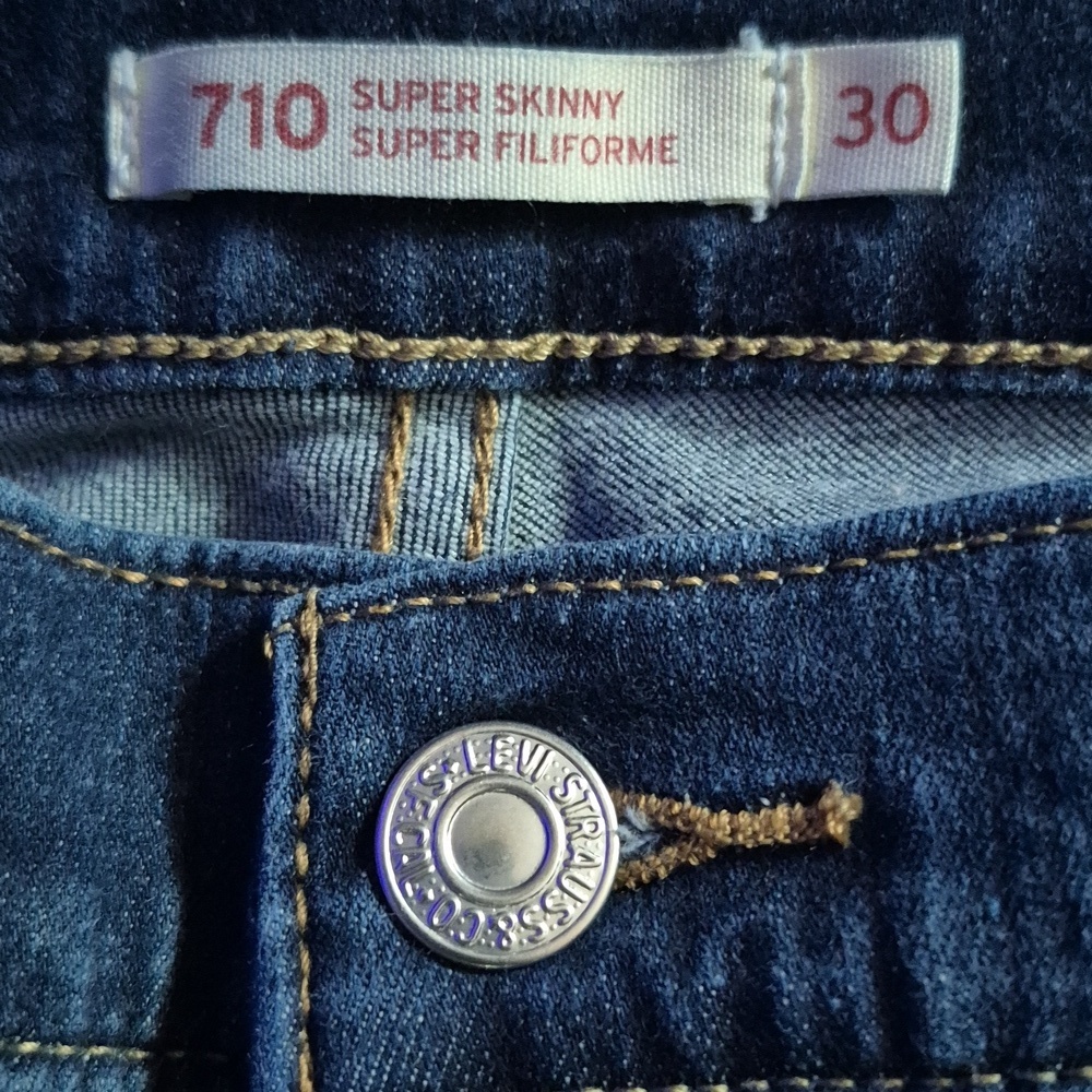 LEVIS- 710 DENIM - Picture 3 of 4